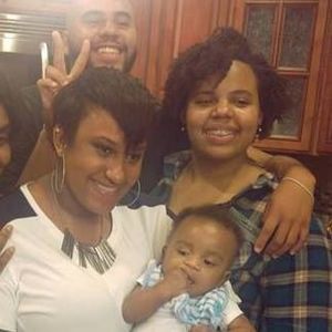 Meet your Posher, Angela